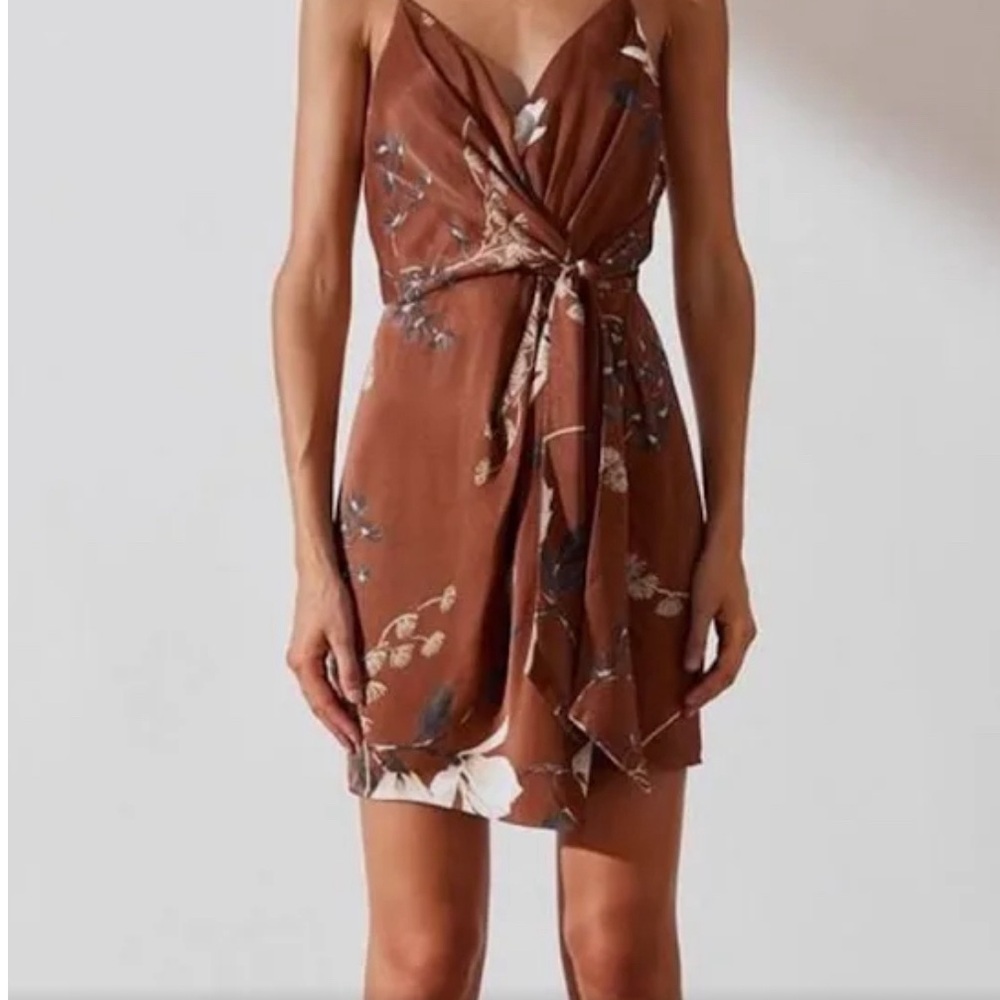 NWT Shona Joy Tie-Front Draped Mini Dress, Size 6